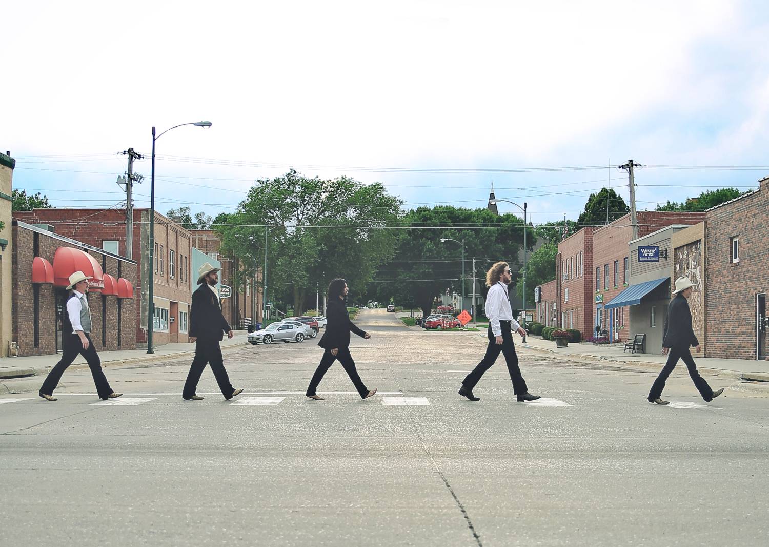 Mike & The Moonpies take "Cheap Silver And Solid Country Gold" to Europe in March and April